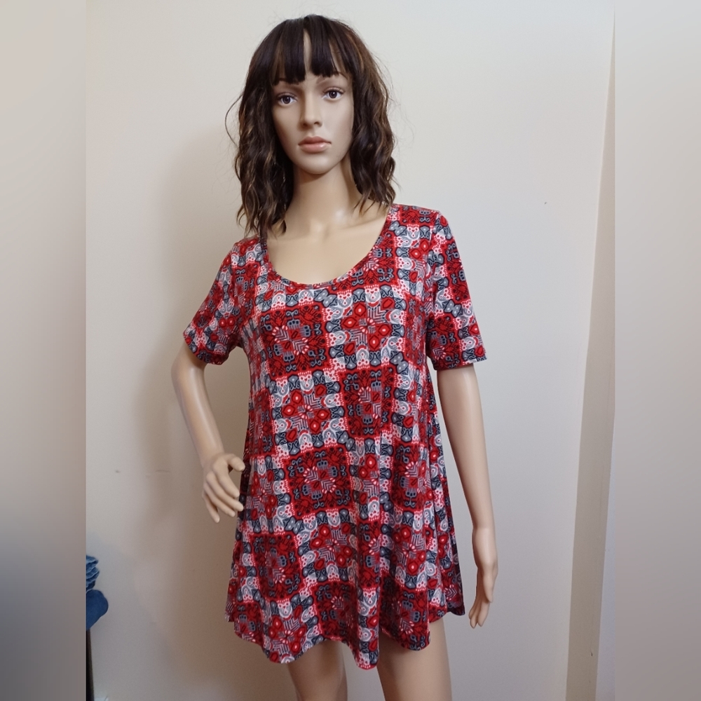 🤍 EUC LuLaRoe Red & Gray Geometric Print Short Sleeve Tunic Top Size XS